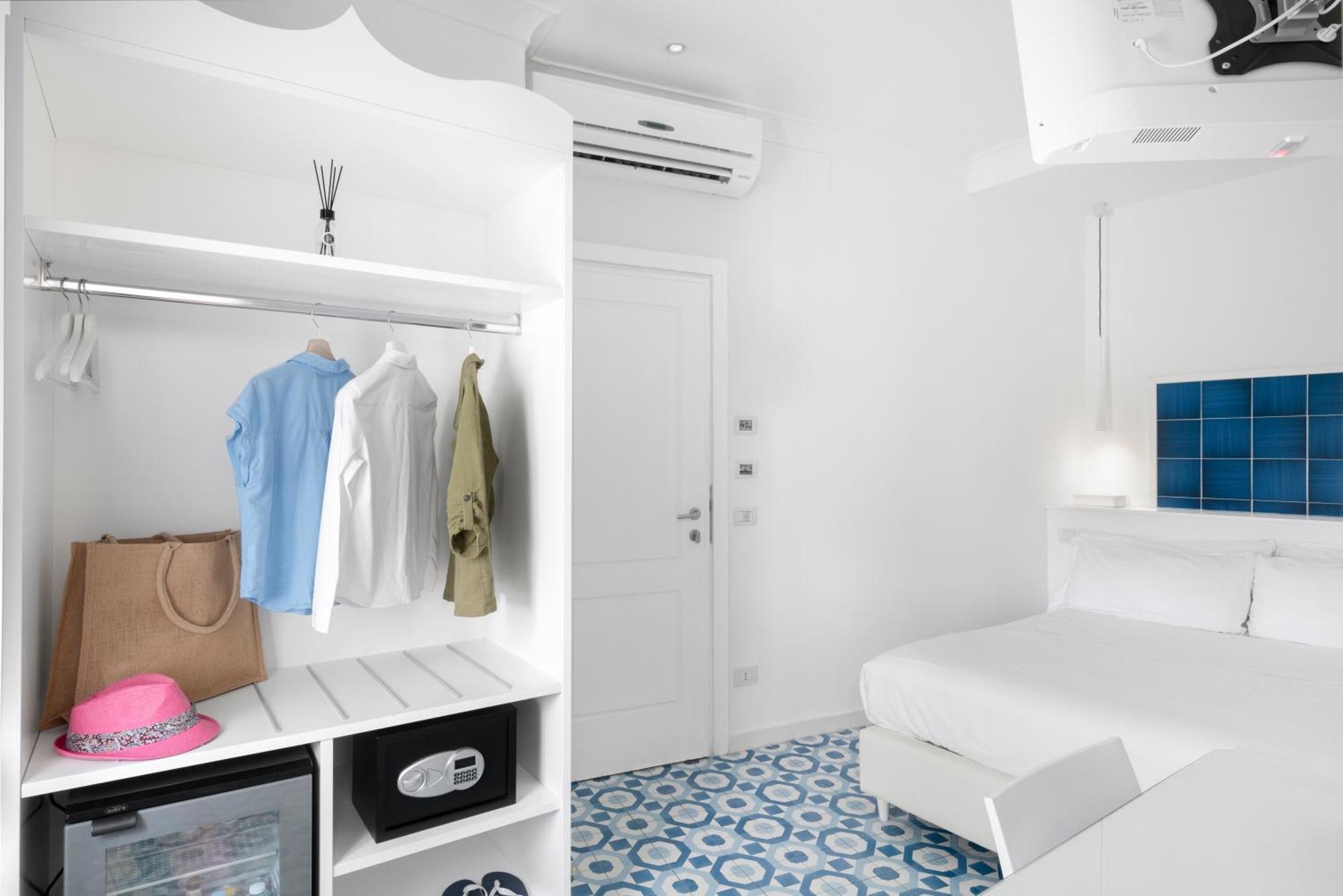Hotel Bougainville Positano Phòng bức ảnh