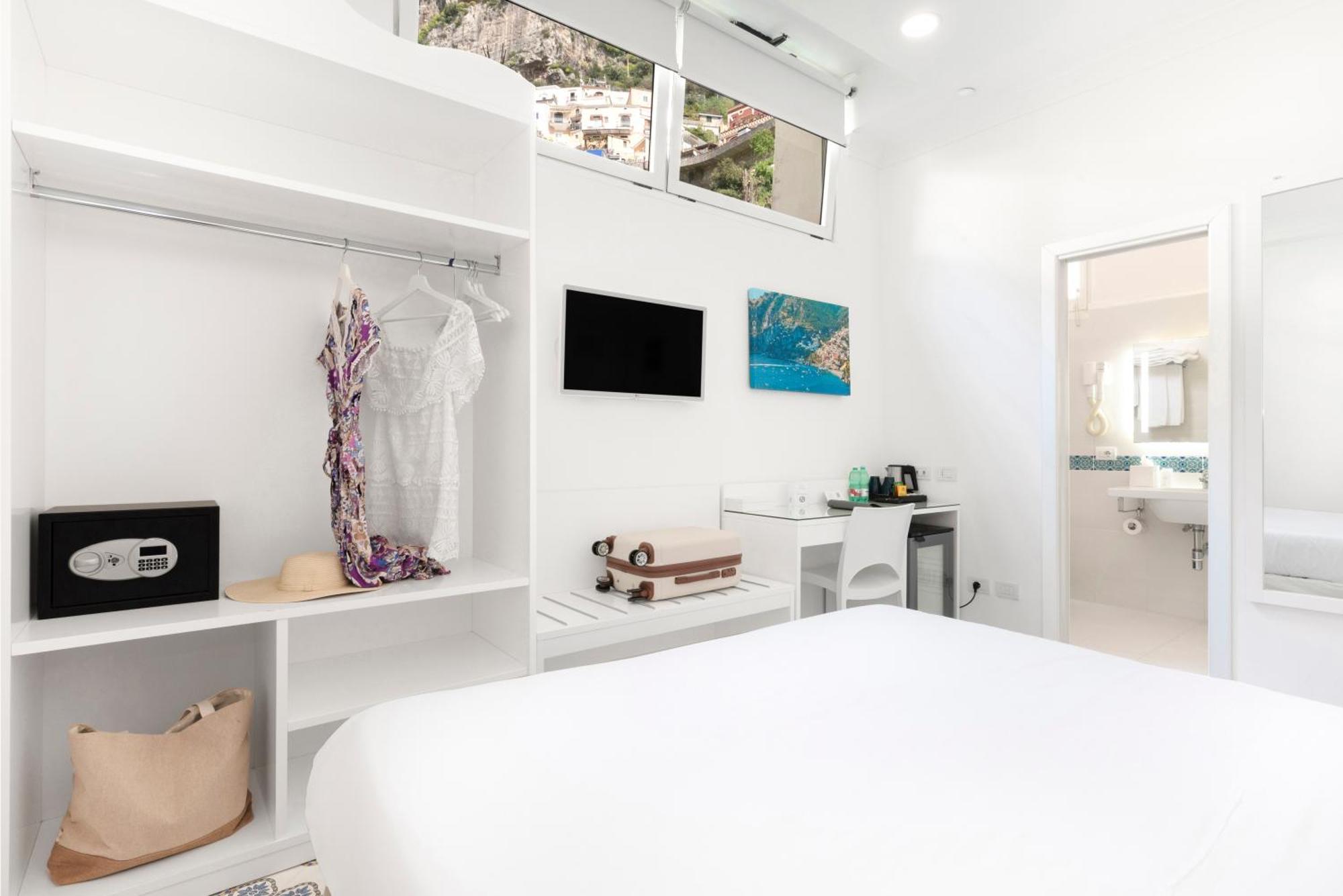 Hotel Bougainville Positano Phòng bức ảnh